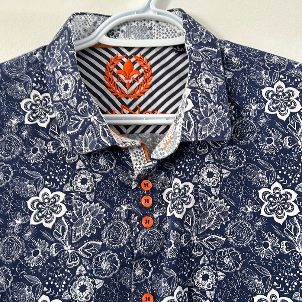 Au Noir Sophisticated Men's Button Up Shirt - Size 5 XLarge